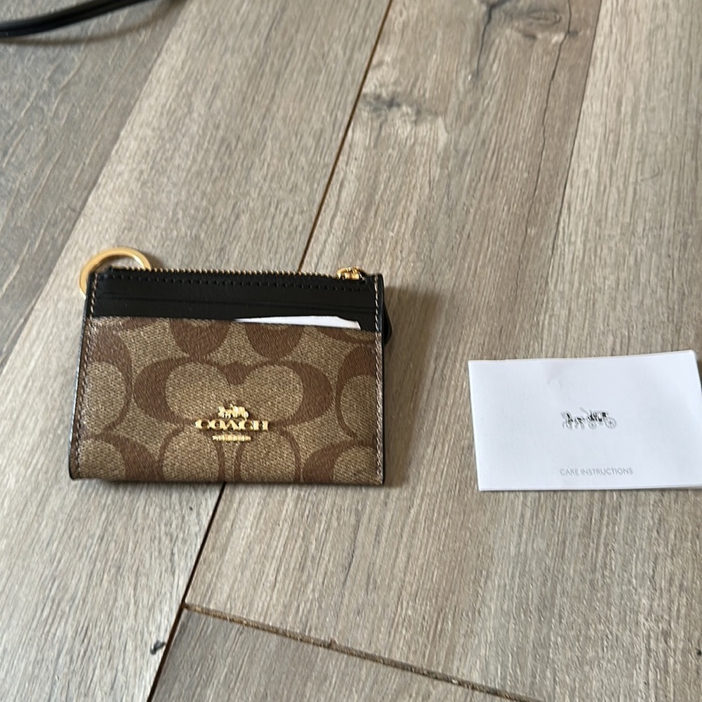Authentic Coach purse and wallet - Picture 3 of 7